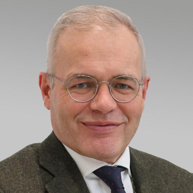 Image of Referent https://aussteller.finanzmesse.ch/media/messe/6/ref3-492.jpg