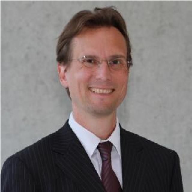 Image of Referent https://aussteller.finanzmesse.ch/media/messe/6/ref1-427.jpg